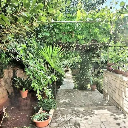 Gorgeous 2+1 With Private Parking Apartment *